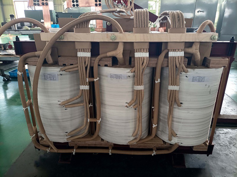 750 kVA loop feed pad mounted transformer Active part 750 kVA loop feed pad mounted transformer Active part