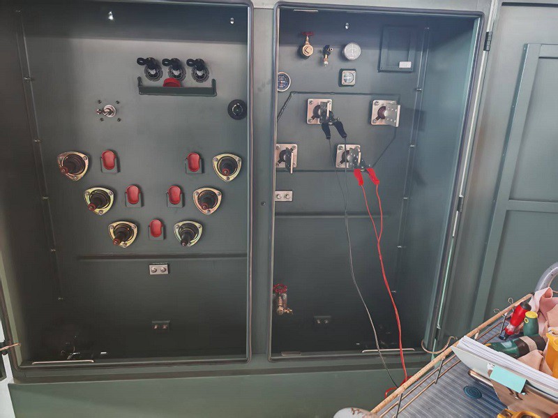 750 kVA loop feed pad mounted transformer FAT 750 kVA loop feed pad mounted transformer FAT